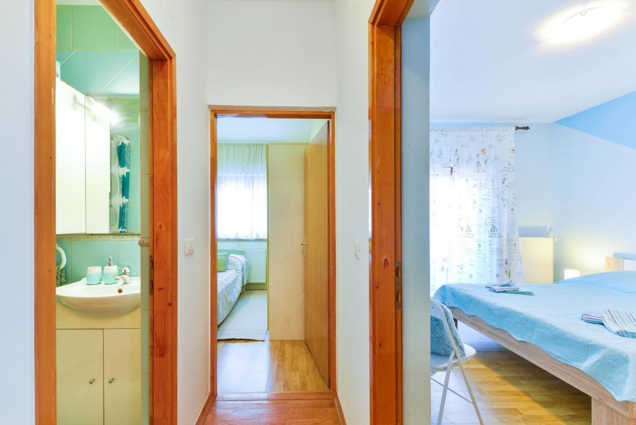 Villa Niko With Private Swimming Pool Задар Екстериор снимка